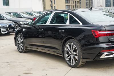 2025款 45 TFSI quattro 臻选动感型+尊享包-外观-图片-有驾